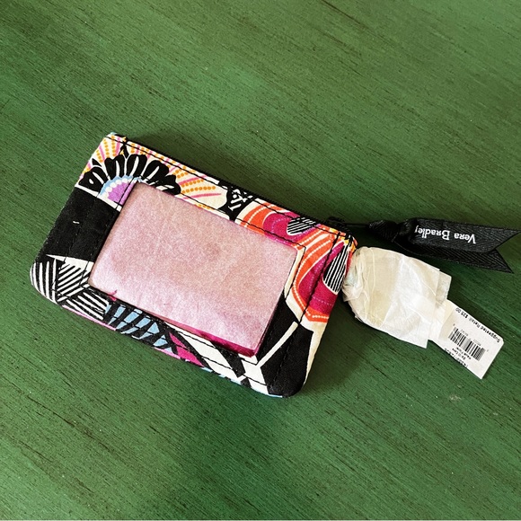 ⛔️SOLD⛔️ VERA BRADLEY Kauai Floral Compact Backpack & Zip ID Case 2 Pc Set -NWT - Picture 14 of 17